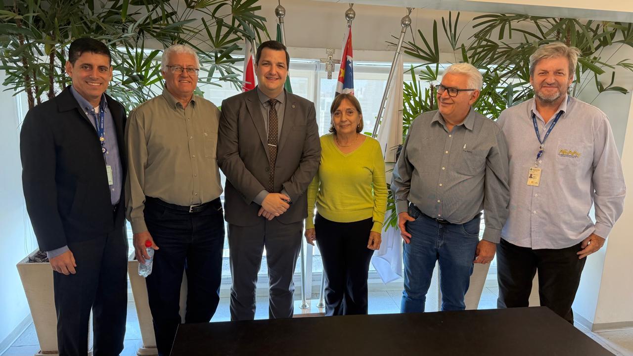 📍 Reunião institucional – CREA-SP